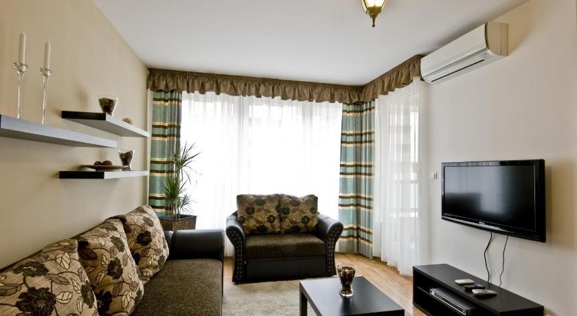 Corvin Lux Aparthotel Budapest Exterior photo