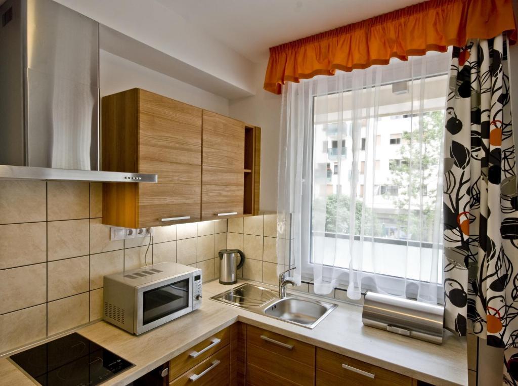 Corvin Lux Aparthotel Budapest Exterior photo