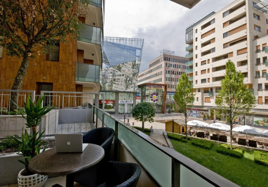 Corvin Lux Aparthotel Budapest Room photo