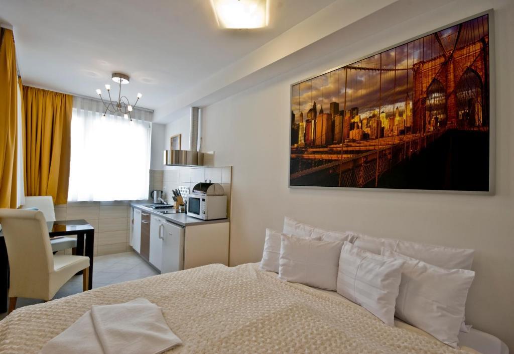 Corvin Lux Aparthotel Budapest Room photo