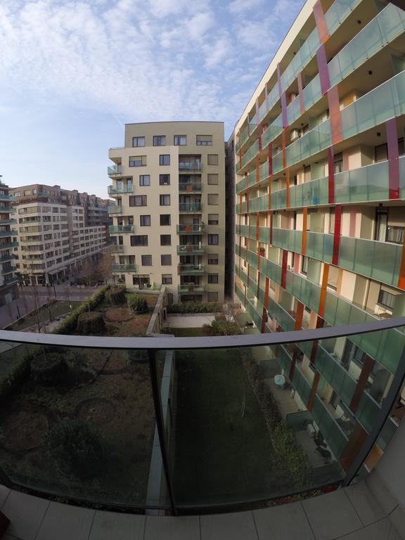 Corvin Lux Aparthotel Budapest Exterior photo