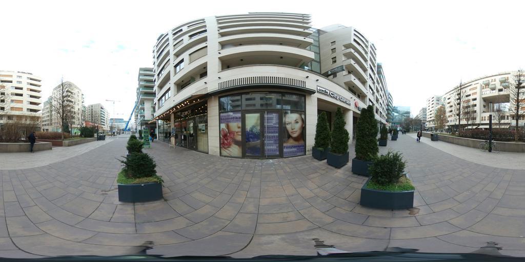 Corvin Lux Aparthotel Budapest Exterior photo